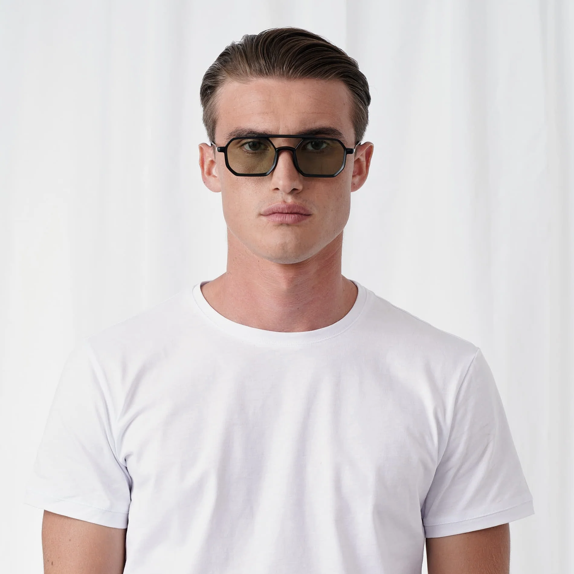 RICHARD - Image 19